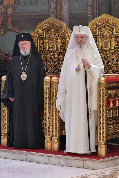 Ziua de naștere a Patriarhului României sărbătorită prin rugăciune Poza 221225