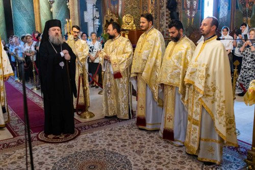 Slujire arhierească la Mănăstirea Radu Vodă din București Poza 221264
