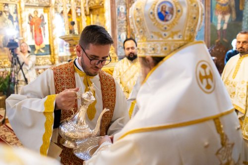 Slujire arhierească la Mănăstirea Radu Vodă din București Poza 221281