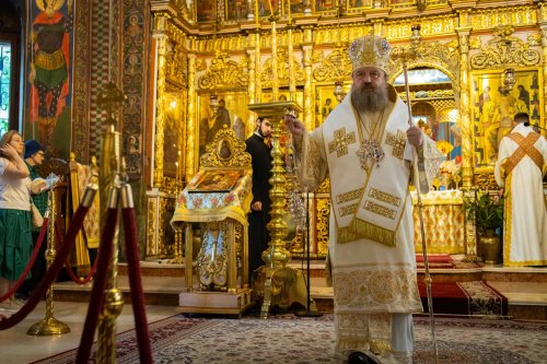 Slujire arhierească la Mănăstirea Radu Vodă din București Poza 221300