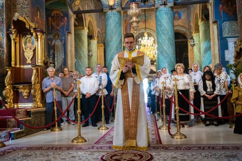 Slujire arhierească la Mănăstirea Radu Vodă din București Poza 221309