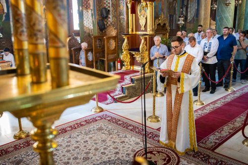 Slujire arhierească la Mănăstirea Radu Vodă din București Poza 221310