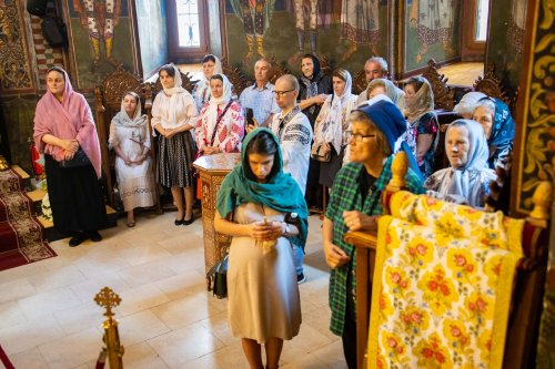 Slujire arhierească la Mănăstirea Radu Vodă din București Poza 221315