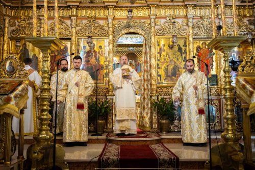 Slujire arhierească la Mănăstirea Radu Vodă din București Poza 221322