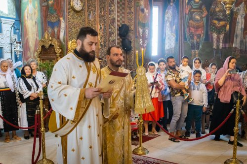 Slujire arhierească la Mănăstirea Radu Vodă din București Poza 221324