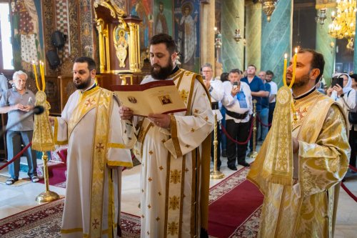 Slujire arhierească la Mănăstirea Radu Vodă din București Poza 221325
