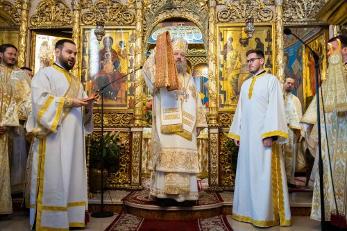 Slujire arhierească la Mănăstirea Radu Vodă din București Poza 221345