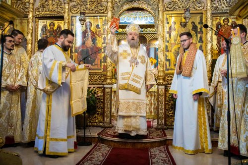 Slujire arhierească la Mănăstirea Radu Vodă din București Poza 221346