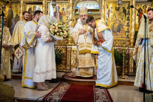 Slujire arhierească la Mănăstirea Radu Vodă din București Poza 221348