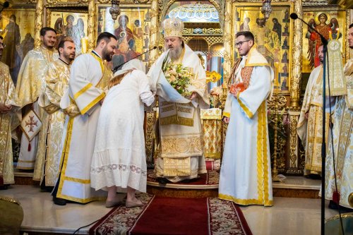 Slujire arhierească la Mănăstirea Radu Vodă din București Poza 221349