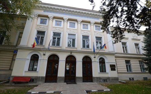 Concursuri de promovare și titularizare la Facultatea de Teologie Ortodoxă „Dumitru Stăniloae” din Iași Poza 221531