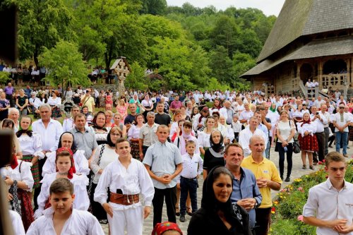 Liturghie arhierească la Mănăstirea Bârsana Poza 221538