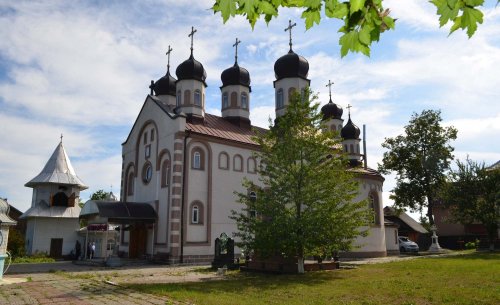 Biserica „Sfântul Nicolae” din Ciudei, model de pastoraţie multietnică în Bucovina de Nord Poza 221830