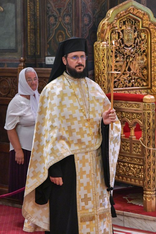 Pomenirea patriarhilor Iustin şi Teoctist la Catedrala Patriarhală Poza 221899