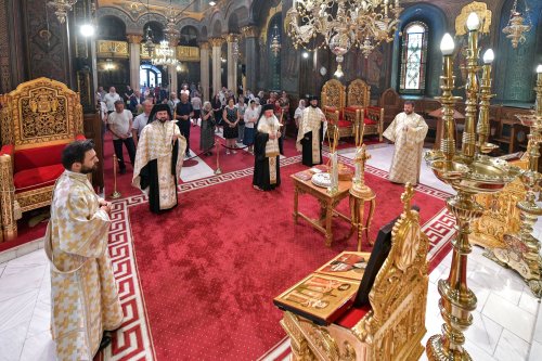 Pomenirea patriarhilor Iustin şi Teoctist la Catedrala Patriarhală Poza 221904