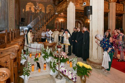 Pomenirea patriarhilor Iustin şi Teoctist la Catedrala Patriarhală