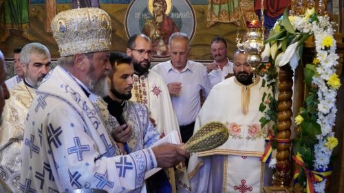 Daruri duhovniceşti pentru comunitatea din Dridif, judeţul Braşov Poza 223008