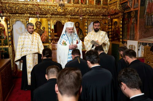 Hirotesii întru duhovnic la paraclisul Reședinței Patriarhale Poza 223149