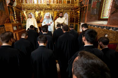 Hirotesii întru duhovnic la paraclisul Reședinței Patriarhale Poza 223150