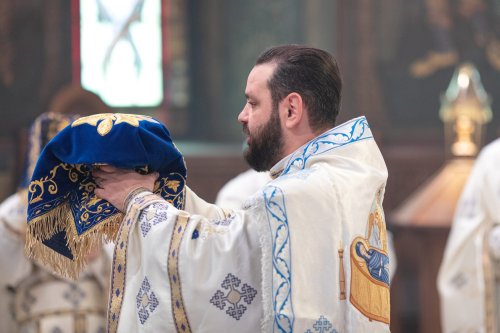 Sărbătoarea Adormirii Maicii Domnului la Catedrala Patriarhală Poza 223408