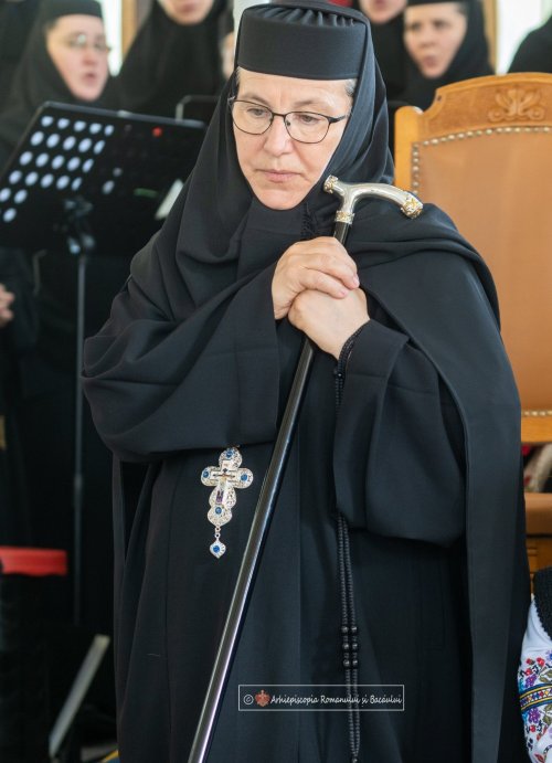 Liturghie arhierească la Mănăstirea Văratec Poza 223723