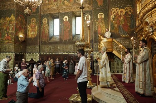 Duminica migranţilor români la Catedrala Arhiepiscopală din Galaţi Poza 223976