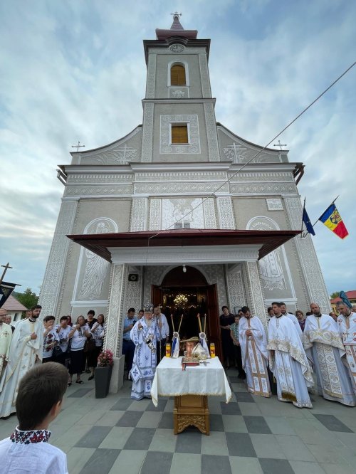 Resfințirea bisericii din Câțcău, judeţul Cluj Poza 223957