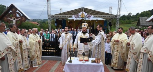 Resfințirea bisericii din localitatea Ciureni, Sălaj Poza 224067