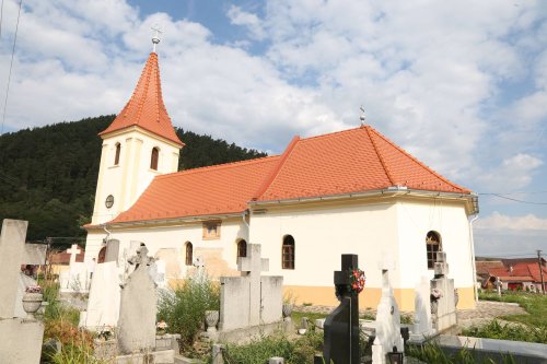 Biserica veche din Gura Râului, peste opt secole de istorie şi spiritualitate Poza 224169