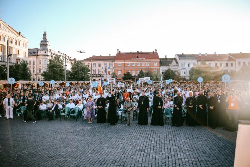 Întâlnirea tinerilor din Mitropolia Clujului, Maramureșului și Sălajului Poza 224409