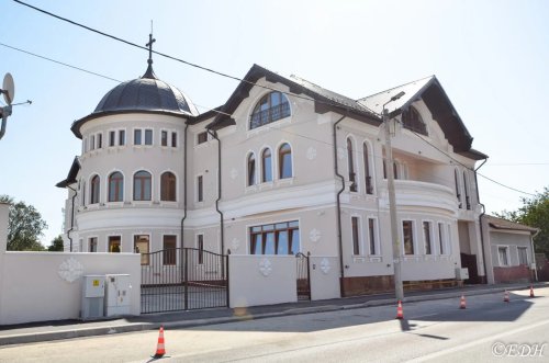 Trei ierarhi au sfințit Grădinița „Episcop Gurie Georgiu” din Deva Poza 224425
