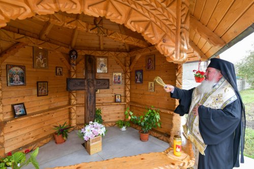 O nouă biserică a fost sfințită în orașul prahovean Mizil Poza 225260
