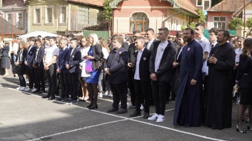 Binecuvântare pentru elevii Seminarului Teologic Ortodox din Braşov Poza 225092