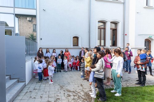 Festivitate de deschidere a anului școlar la Grădinița „Buna Vestire“ Poza 225111