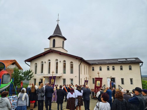 Sfinţirea paraclisului Centrului social‑misionar din Cojocna Poza 225057