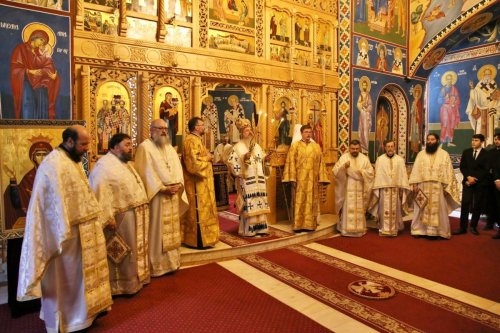 Nou început la Seminarul Teologic „Sfântul Vasile cel Mare” din Iași Poza 225292