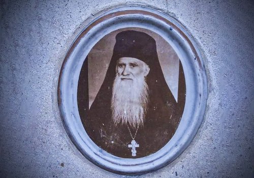 Arhimandritul Simeon Combei, paternitate duhovnicească și tradiție isihastă la Mănăstirea Frăsinei Poza 225468