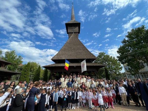 Binecuvântare pentru elevii din Maramureş şi Sătmar Poza 225510