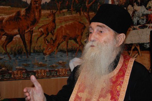 Părintele Arsenie Papacioc, un duhovnic pentru un neam Poza 225442