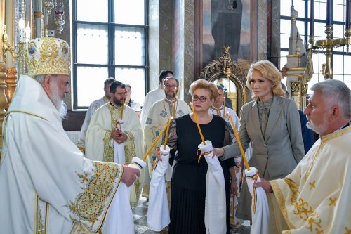 Patriarhul României a resfințit biserica istorică „Sfânta Vineri” din Ploiești Poza 225967