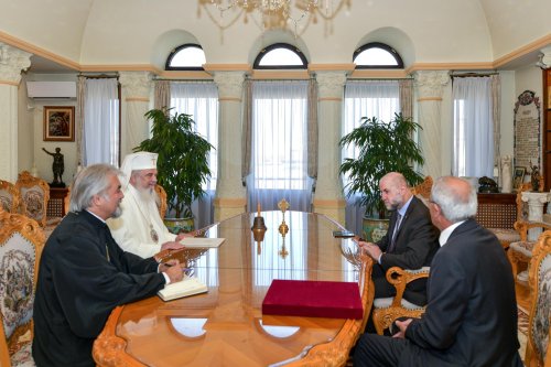 Oficial al statului Palestina în vizită la Patriarhia Română