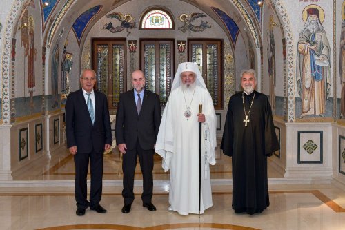 Oficial al statului Palestina în vizită la Patriarhia Română Poza 226160