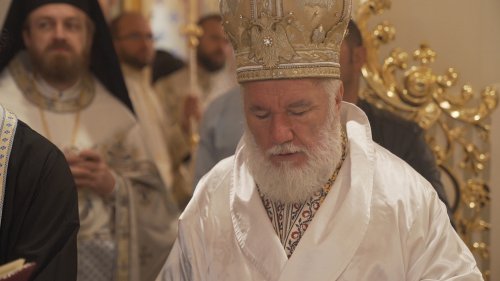 Opt arhierei la slujba de târnosire a Bisericii „Sfântul Nicolae” Hlipiceni, Botoșani Poza 226561