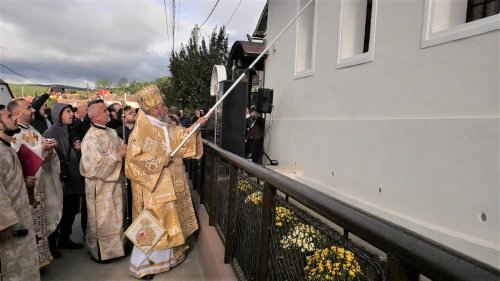 Târnosirea bisericii din Lovnic, judeţul Braşov Poza 226824