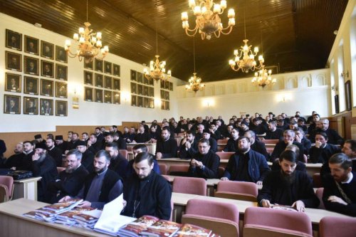 Cursuri profesionale pentru preoţii din Mitropolia Ardealului