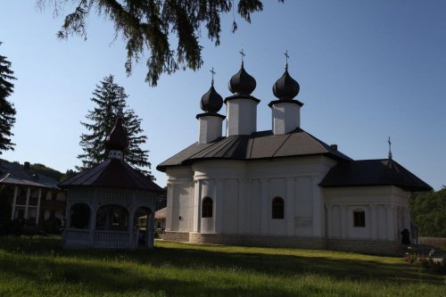Mănăstirea Vorona - vatră a monahismului românesc Poza 227019