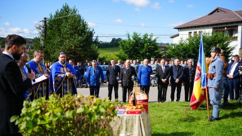 Eveniment comemorativ la Fălticeni, la împlinirea a 100 de ani de la dezvelirea statuii eroilor Regimentului 2 Grăniceri Poza 227408