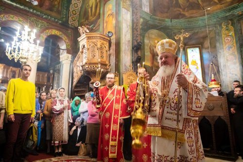 Cinstirea sfântului ctitor al Mănăstirii Antim din București Poza 227528