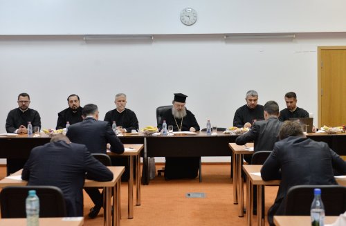 Evaluarea viitorilor clerici în Eparhia Bucureștilor Poza 227490