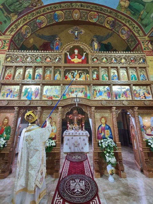 Sfințirea lucrărilor de înnoire la biserica parohială din Cetea, Oradea Poza 227611